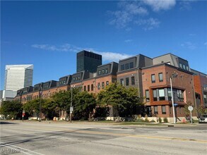 1495 Superior Ave E in Cleveland, OH - Building Photo - Building Photo
