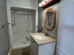 710 E 13th St in Davenport, IA - Building Photo - Building Photo