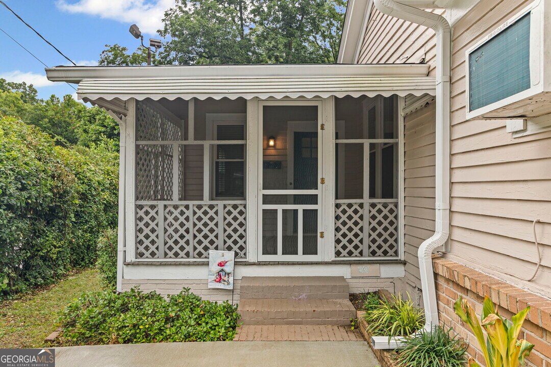 53 Jefferson St in Newnan, GA - Building Photo