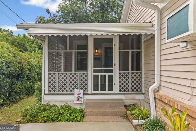 property at 53 Jefferson St