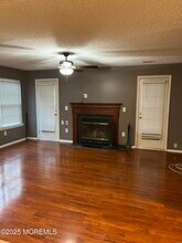 41 Des Moines Ct in Tinton Falls, NJ - Building Photo - Building Photo