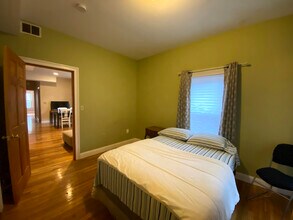 1031 Tremont St, Unit 4 in Boston, MA - Building Photo - Building Photo