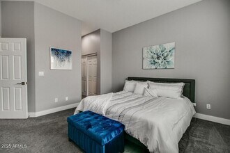 2241 E Pinchot Ave in Phoenix, AZ - Building Photo - Building Photo
