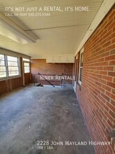 2228 John Wayland Hwy in Harrisonburg, VA - Building Photo - Building Photo