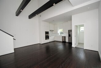 7707 Jack Oak Ave in Houston, TX - Building Photo - Building Photo