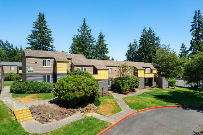 The Clubhouse at Port Orchard in Port Orchard, WA - Foto de edificio - Building Photo