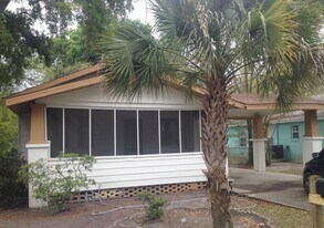1028 W 11th St in Lakeland, FL - Building Photo