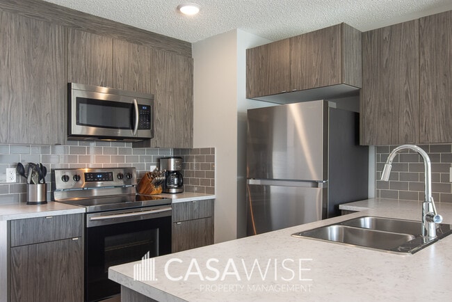 property at 3073 Coughlan Ln SW