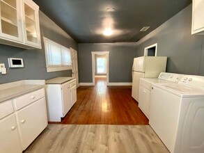 405 E 30th St in Austin, TX - Building Photo - Building Photo