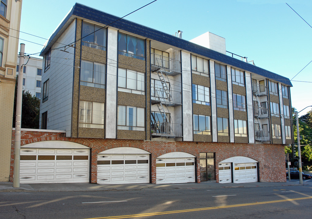 2277 Fulton St in San Francisco, CA - Building Photo