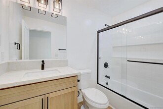 503 Prescott Ave in El Cajon, CA - Foto de edificio - Building Photo