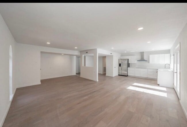 3506 S Elm Dr in Grand Prairie, TX - Foto de edificio - Building Photo