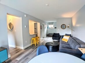 107 Treetop Cir in Laconia, NH - Building Photo - Building Photo