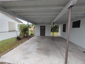 1501 NE 151st Terrace in North Miami Beach, FL - Building Photo - Building Photo
