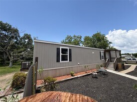 2243-2243 County Rd 130 in Pearland, TX - Building Photo