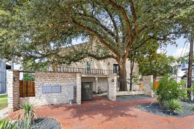 property at 706 West Ave