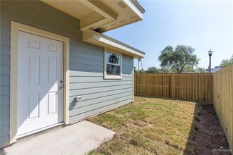 624 N Texas Ave in Mercedes, TX - Building Photo - Building Photo