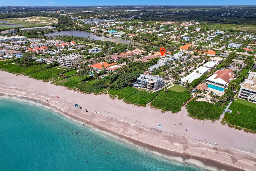 270 Mercury Rd in Juno Beach, FL - Building Photo