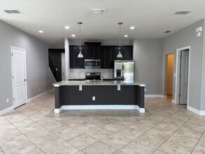 3798 Hanworth Loop in Sanford, FL - Building Photo - Building Photo