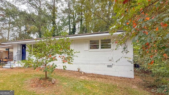 property at 633 Brookwood Dr