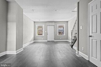 5427 Ridgewood St in Philadelphia, PA - Building Photo - Building Photo