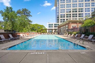 1820 Peachtree Rd in Atlanta, GA - Building Photo - Building Photo
