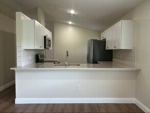 526 Seasons Ct in Winter Springs, FL - Building Photo - Building Photo
