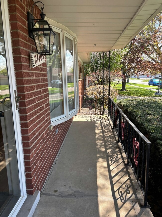 21405 Evergreen St in St. Clair Shores, MI - Building Photo - Building Photo
