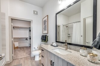 Jefferson Ridglea Village in Fort Worth, TX - Building Photo - Building Photo