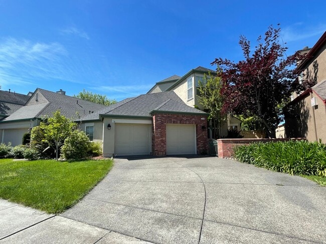 2148 Falcon Ridge Dr in Petaluma, CA - Building Photo - Building Photo
