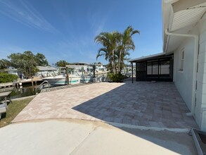 171 Palm Blvd in Dunedin, FL - Foto de edificio - Building Photo