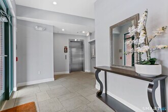 947 Hope St in Stamford, CT - Building Photo - Building Photo