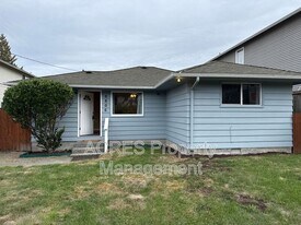 8806 3rd Ave S in Seattle, WA - Building Photo