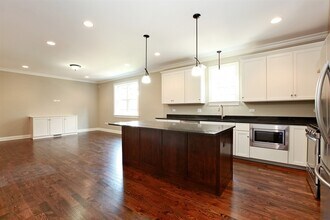 4048 N Kenmore Ave in Chicago, IL - Building Photo - Building Photo