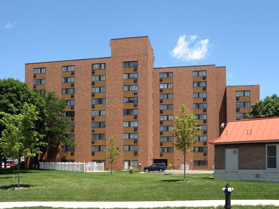 Forest Park Apartments in La crosse, WI - Building Photo