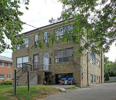 573 Birchmount Rd Apartments