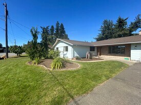 9231 46th Dr NE in Marysville, WA - Building Photo