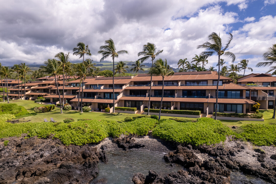 Makena Surf in Kihei, HI - Building Photo