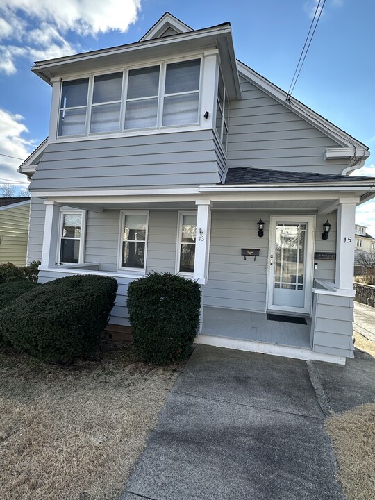 13 Page St, Unit Page Street - Unit 1 in Ansonia, CT - Building Photo