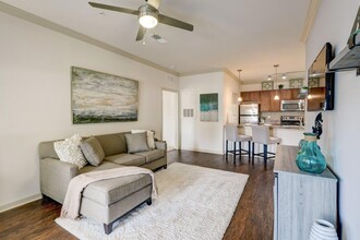Seagrass Apartment Homes in Jacksonville, FL - Foto de edificio - Building Photo