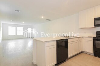 1030 Raintree Rd in Princeton, TX - Building Photo - Building Photo