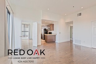 8811 Burton Way in West Hollywood, CA - Building Photo