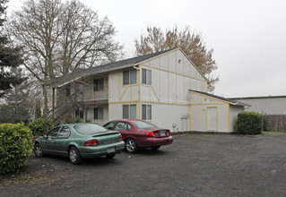 17252 SW Alexander St in Beaverton, OR - Building Photo - Building Photo