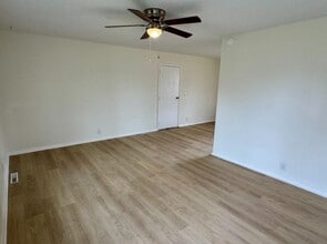 910 Skyline Dr in Danville, IL - Building Photo - Building Photo