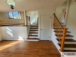 750 Coolidge Ave in Woodbridge, NJ - Building Photo - Building Photo