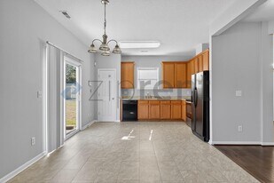 6404 Trotters Ridge Rd in Charlotte, NC - Building Photo