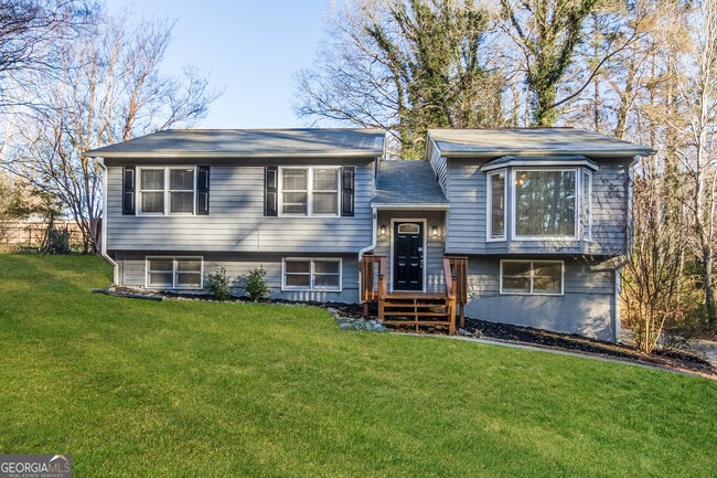 property at 5082 Womack Ave