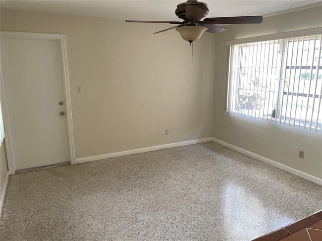 6943 Burlington Ave N in St. Petersburg, FL - Building Photo - Building Photo