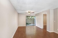 4833 Puritan Cir in Tampa, FL - Building Photo - Building Photo