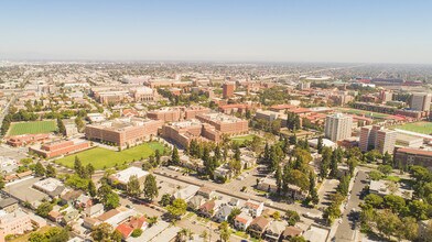 Student Living at Autumn Leaf Apartments in Los Angeles, CA - Foto de edificio - Building Photo